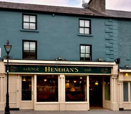 فندق Henehan's Town House *